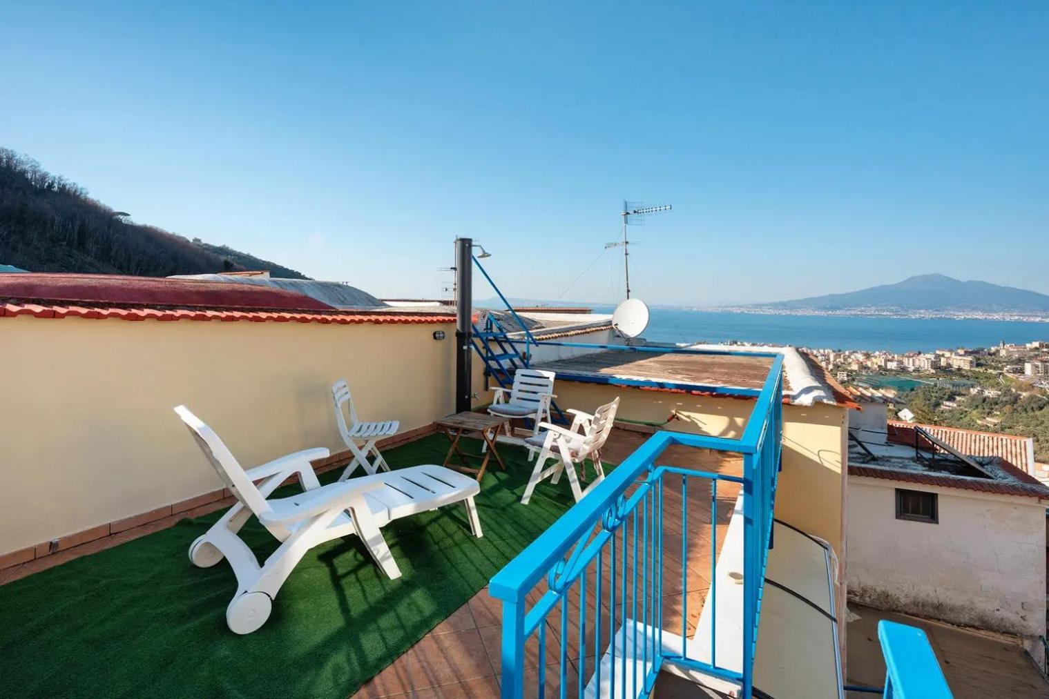 Casa Vacanze - Villa Ida Apartments Вико Екуензе Екстериор снимка